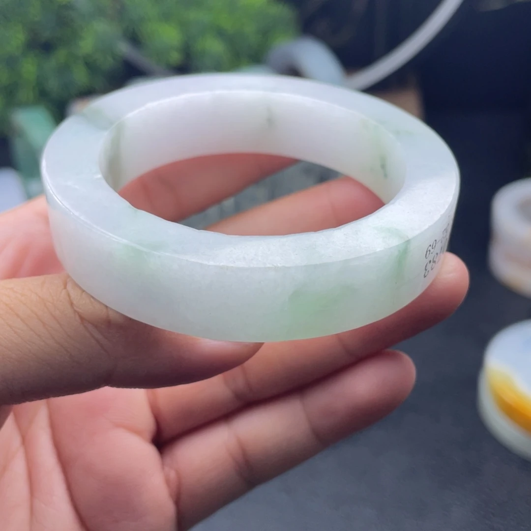 定制翡翠不退不换未镶嵌