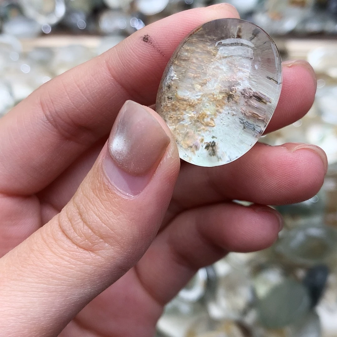 尼***帕水晶未镶嵌珠宝半成品