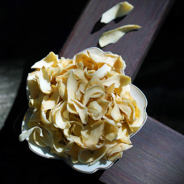 正宗农家晾晒煲汤食用原料百合干