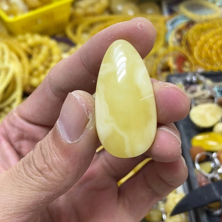 裸石蜜蜡未镶嵌吊坠