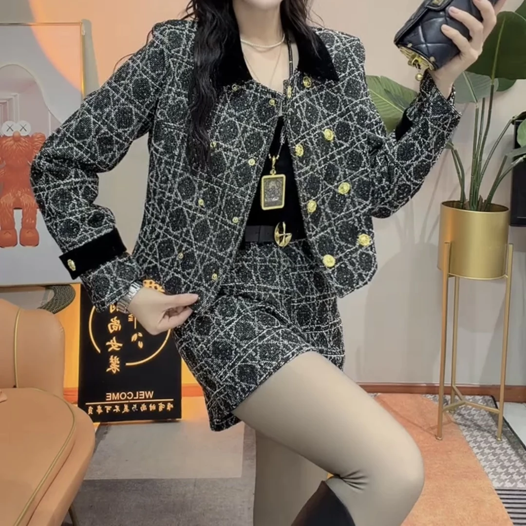 秋季新款时尚显瘦气质女士洋气小香风外套与短裤裙搭配套装