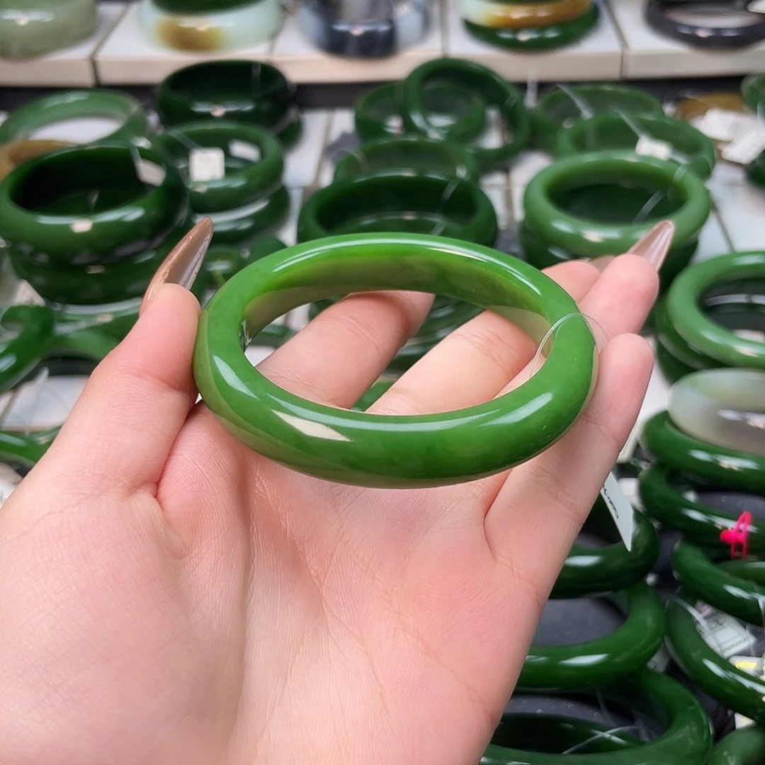 和田玉（碧玉）手镯未镶嵌