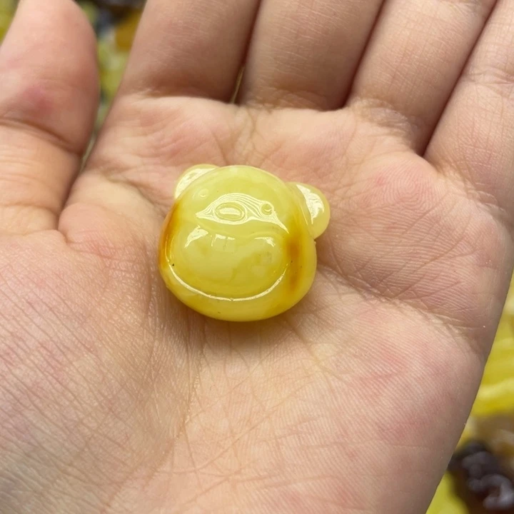 未镶嵌琥珀裸石天然琥珀蜜蜡熊头4.7g