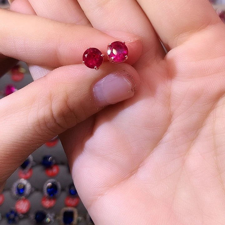 红宝石耳饰银S925镶嵌