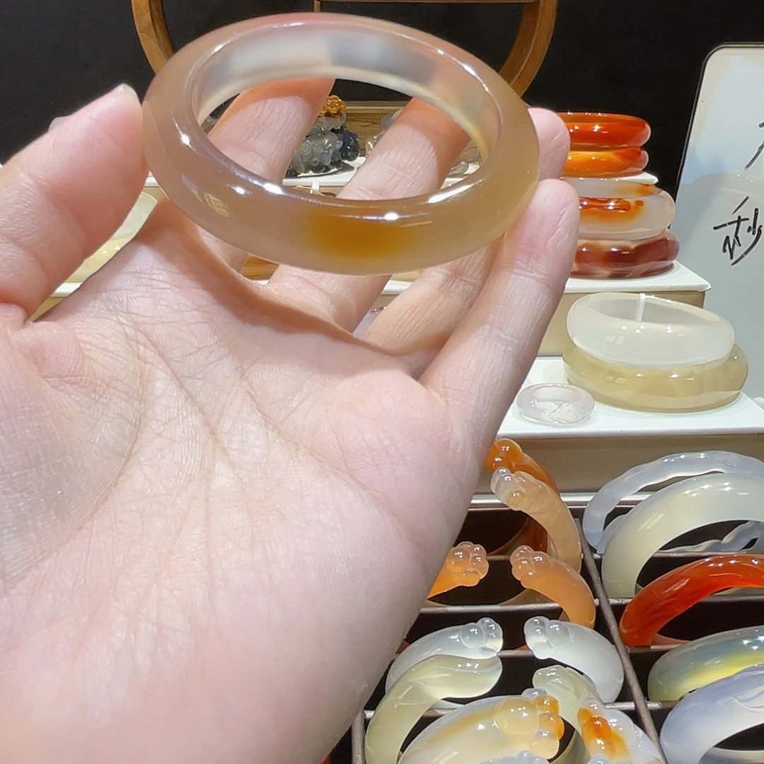 玛瑙/玉髓未镶嵌手镯