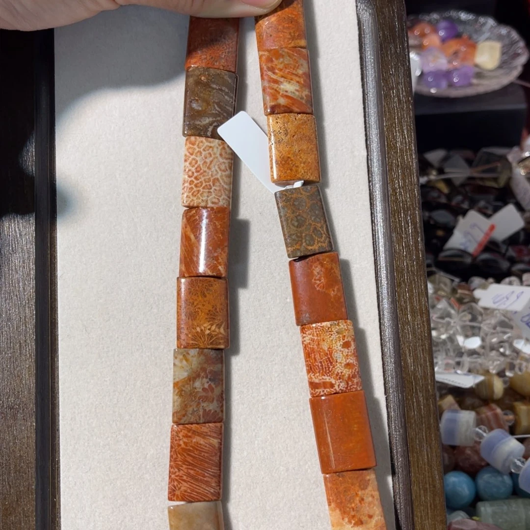 玛瑙/玉髓散珠珊姑娘方牌