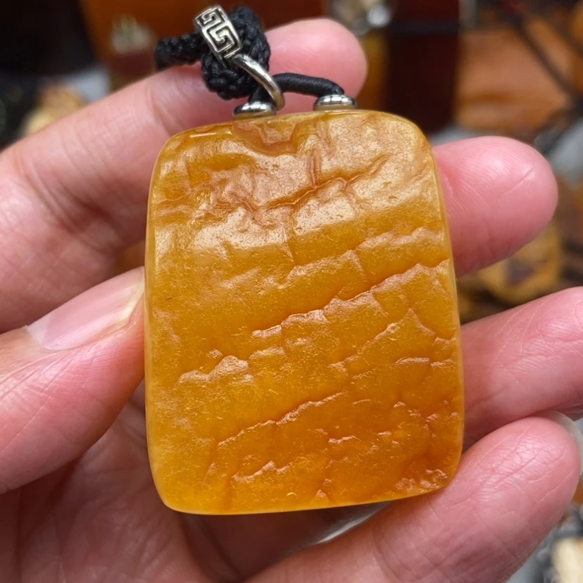 【闪购商品】未镶嵌吊坠(赠链)蜜蜡兰*