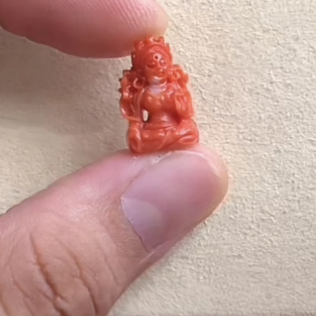 momo珊瑚雕刻寸佛