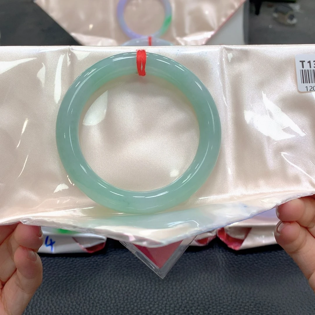 翡翠未镶嵌手镯14