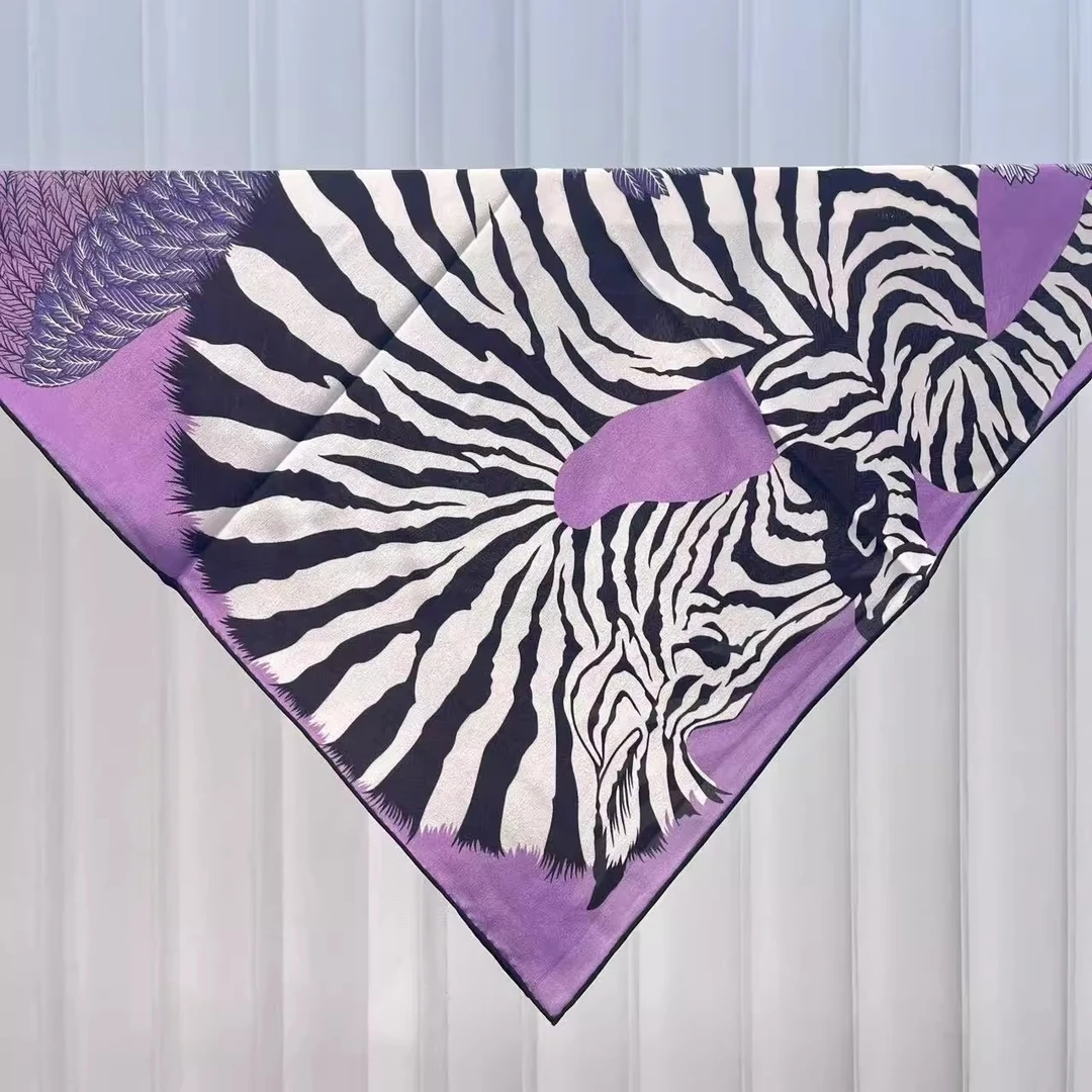 [斑马时代]65x65cm14姆米桑蚕丝微薯莨双面双绉手工精卷边