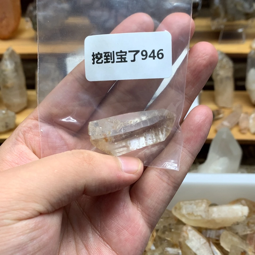****)未镶嵌珠宝半成品水晶