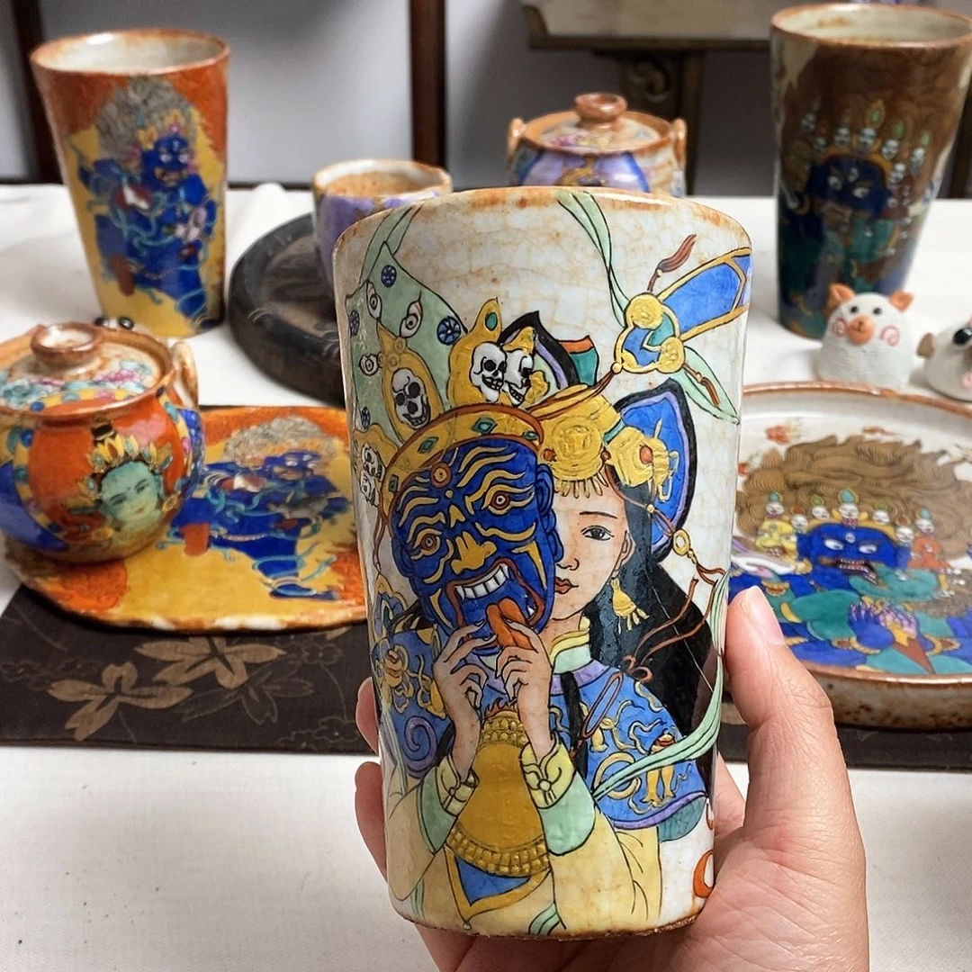 手工手绘扎吉拉姆茶杯