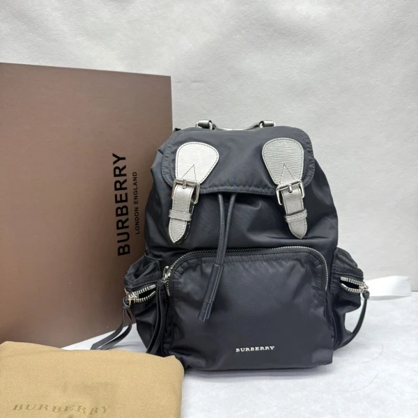 博柏利/包包/95新/市场价13000/250926zb0013