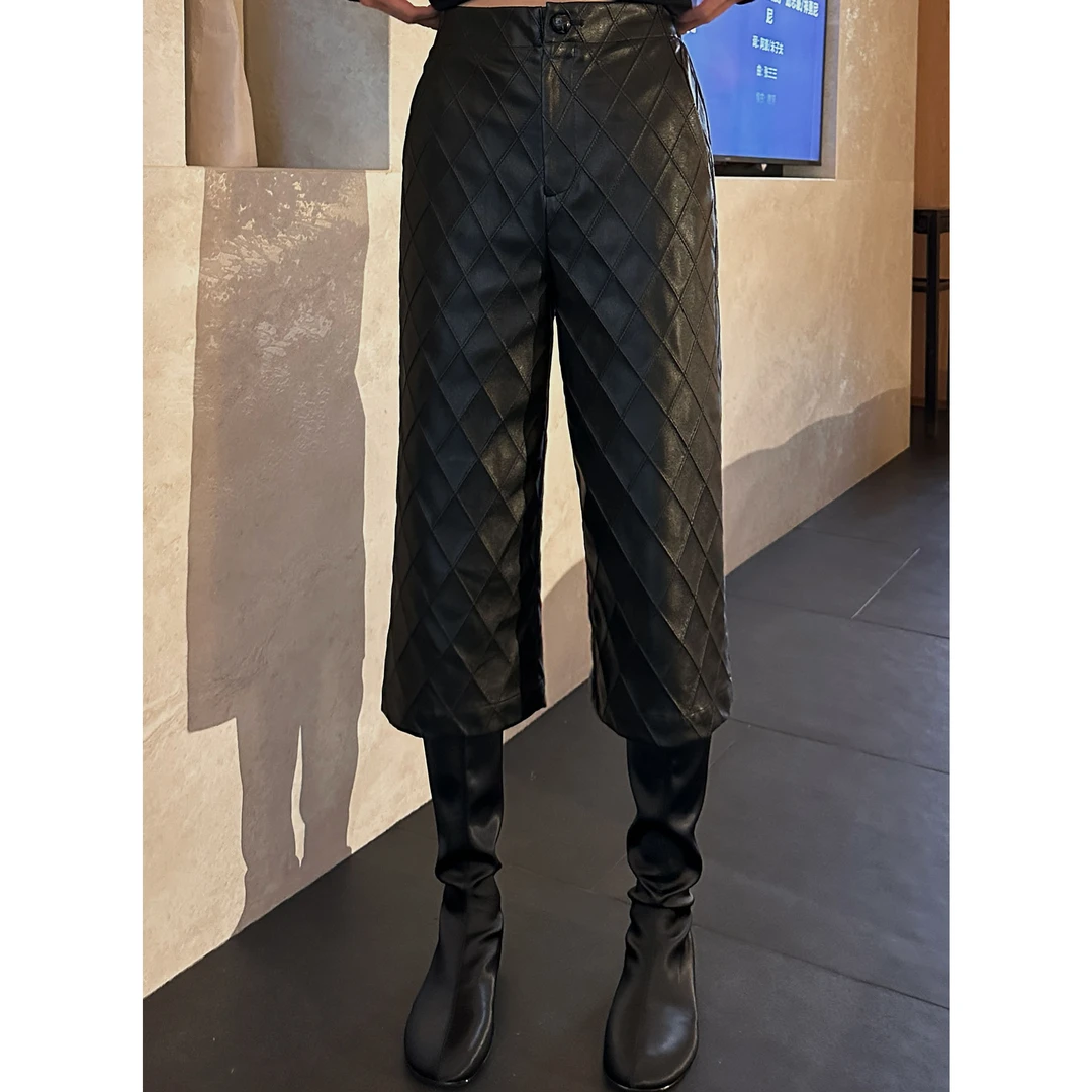紫紫  菱格七分裤   摩登系菱格纹PU皮高腰宽松七分裤ZD10KZHJ325