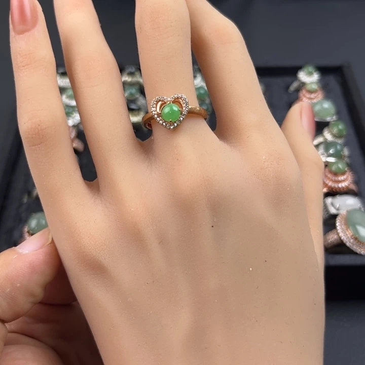 翡翠未镶嵌戒指翡翠戒面