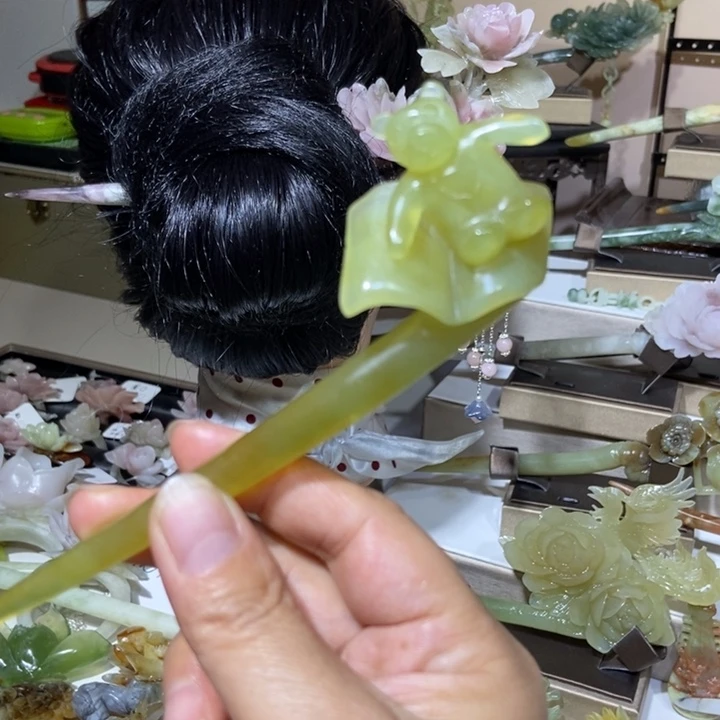 蛇纹石玉未镶嵌发饰