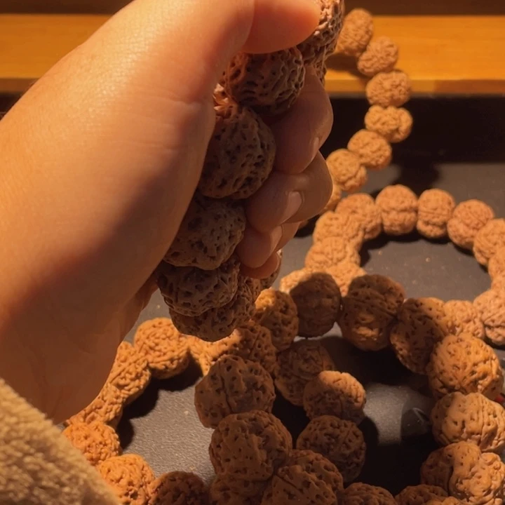 睡***觉金刚菩提手串这个