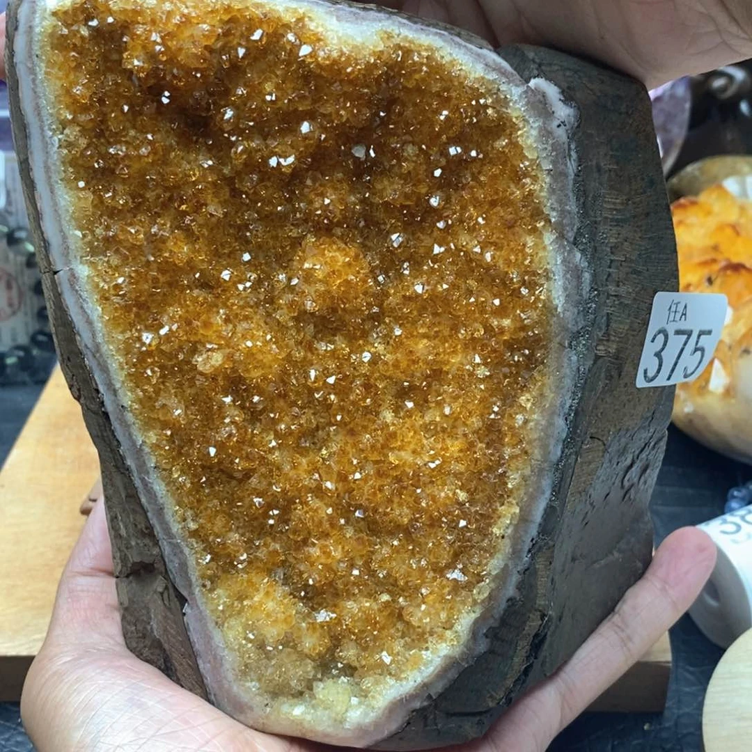 未镶嵌水晶大型摆件（非配饰）d****n