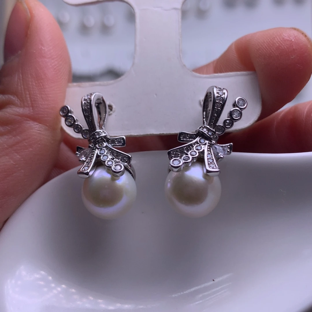 银S925镶嵌耳饰淡水珍珠