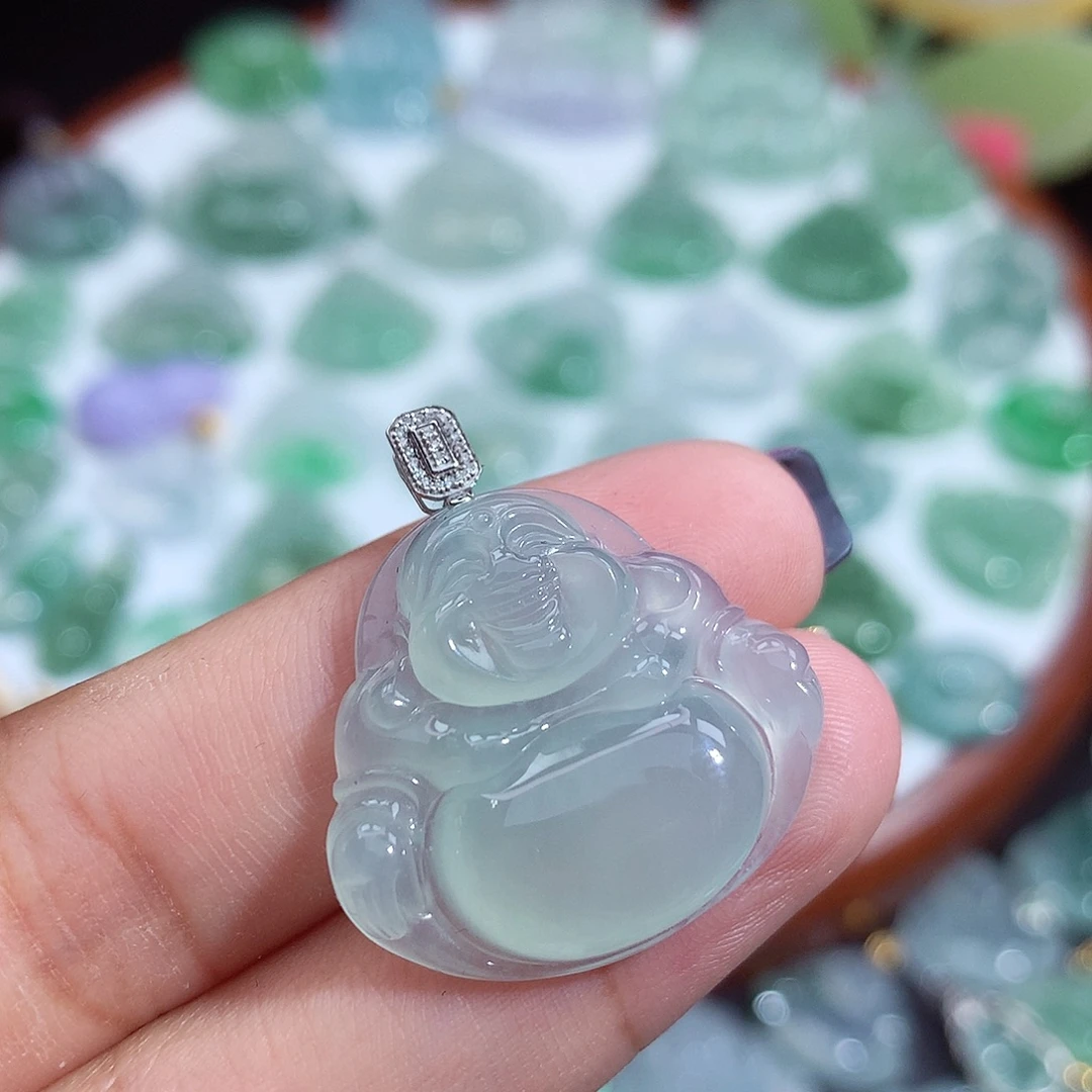 翡翠未镶嵌颈饰佛公