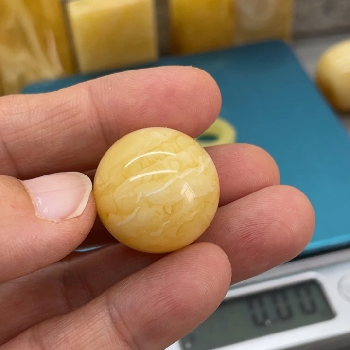 未镶嵌琥珀裸石郭*蜜蜡