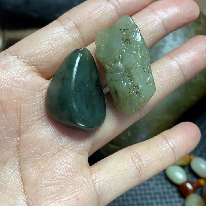 未镶嵌和田玉挂件