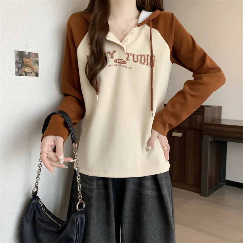 韩系松弛感连帽卫衣女秋季大码宽松休闲显瘦印花插肩袖上衣13566