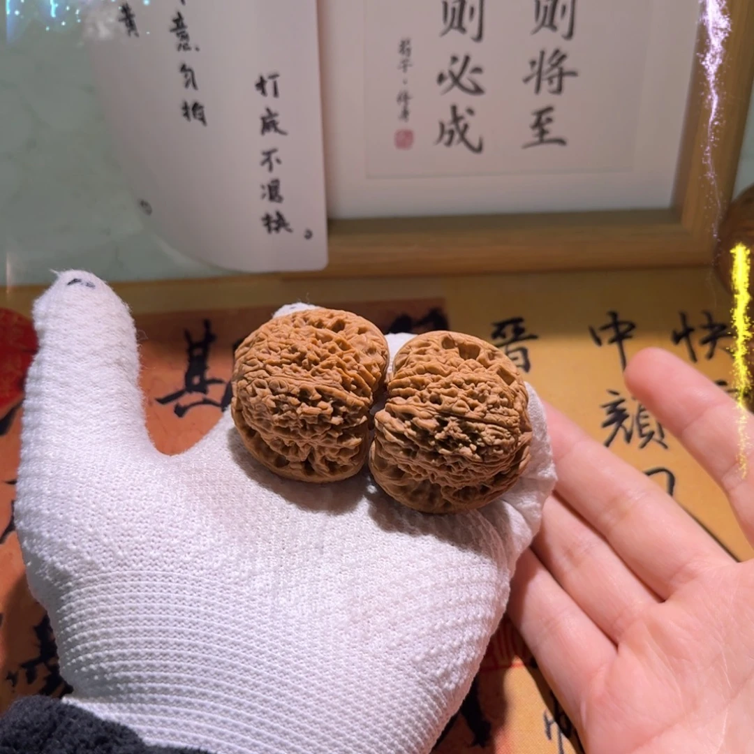 文玩核桃吊坠42团子南疆石