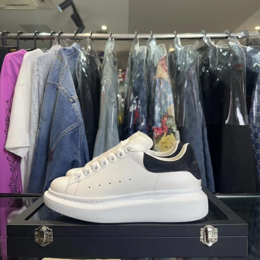 99新 Alexander McQueen/亚历山大·麦昆 黑尾小白鞋板鞋/36.5码