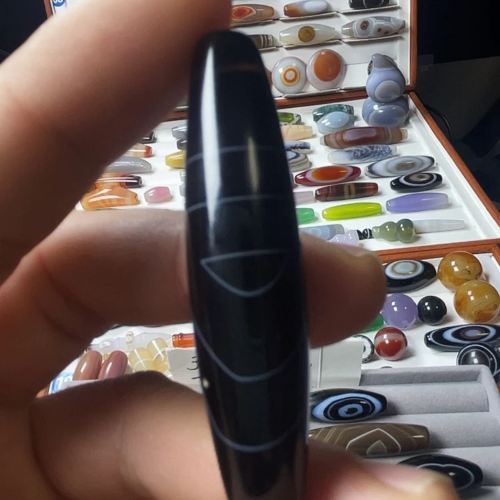 玛瑙/玉髓未镶嵌裸珠