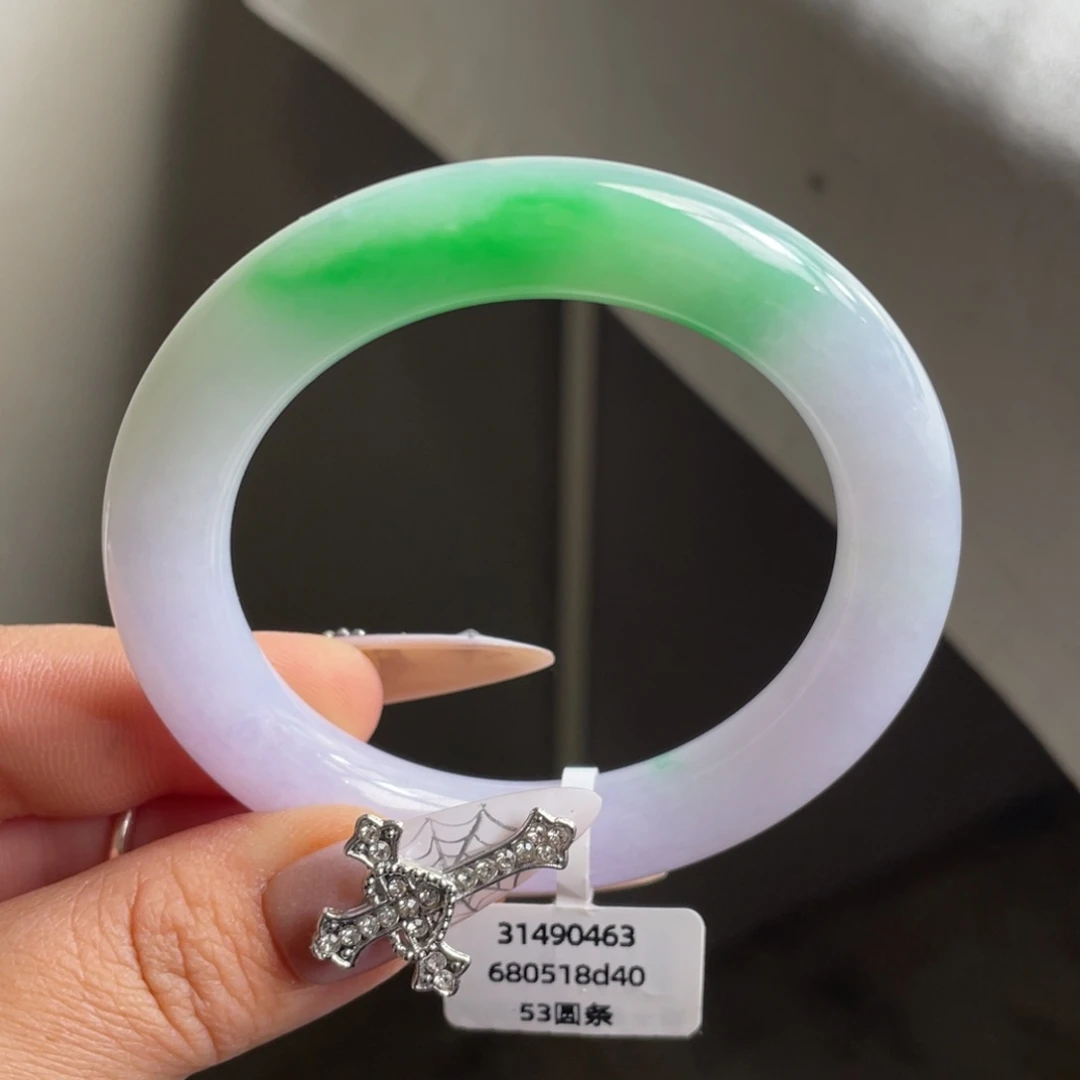 翡翠未镶嵌手镯春彩圆条手镯