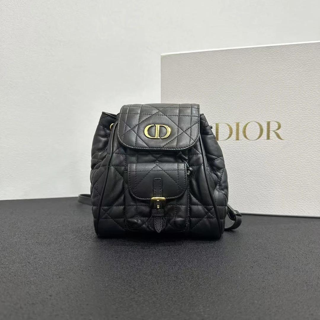 未使用 DIOR/迪奥 壹所奢品/caro双肩包 小号 黑金闲置 双11 六