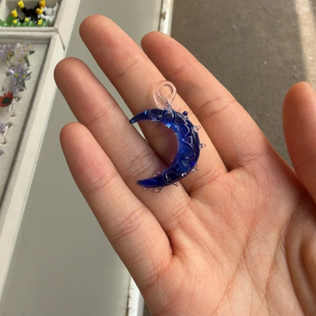 洪***圆琉璃手工艺品琉璃月亮吊坠