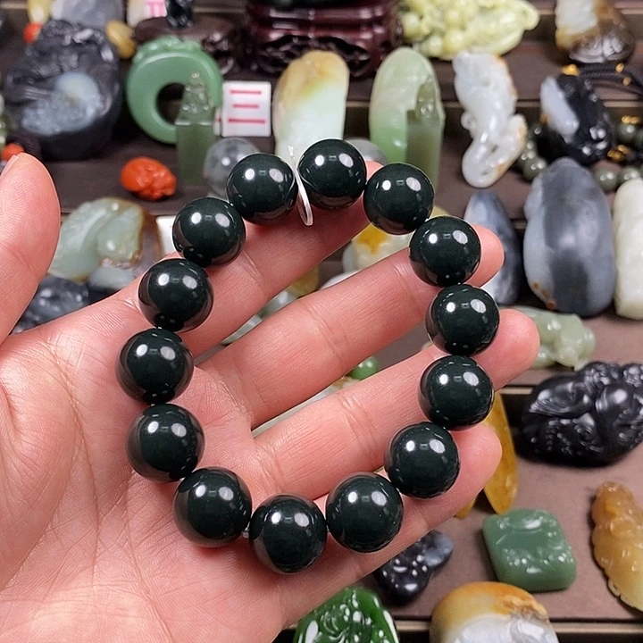 和田玉挂件未镶嵌天**脚