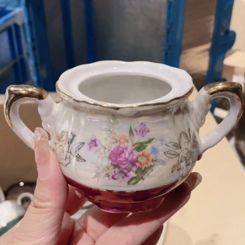 瓷片哈哈真的好喜欢