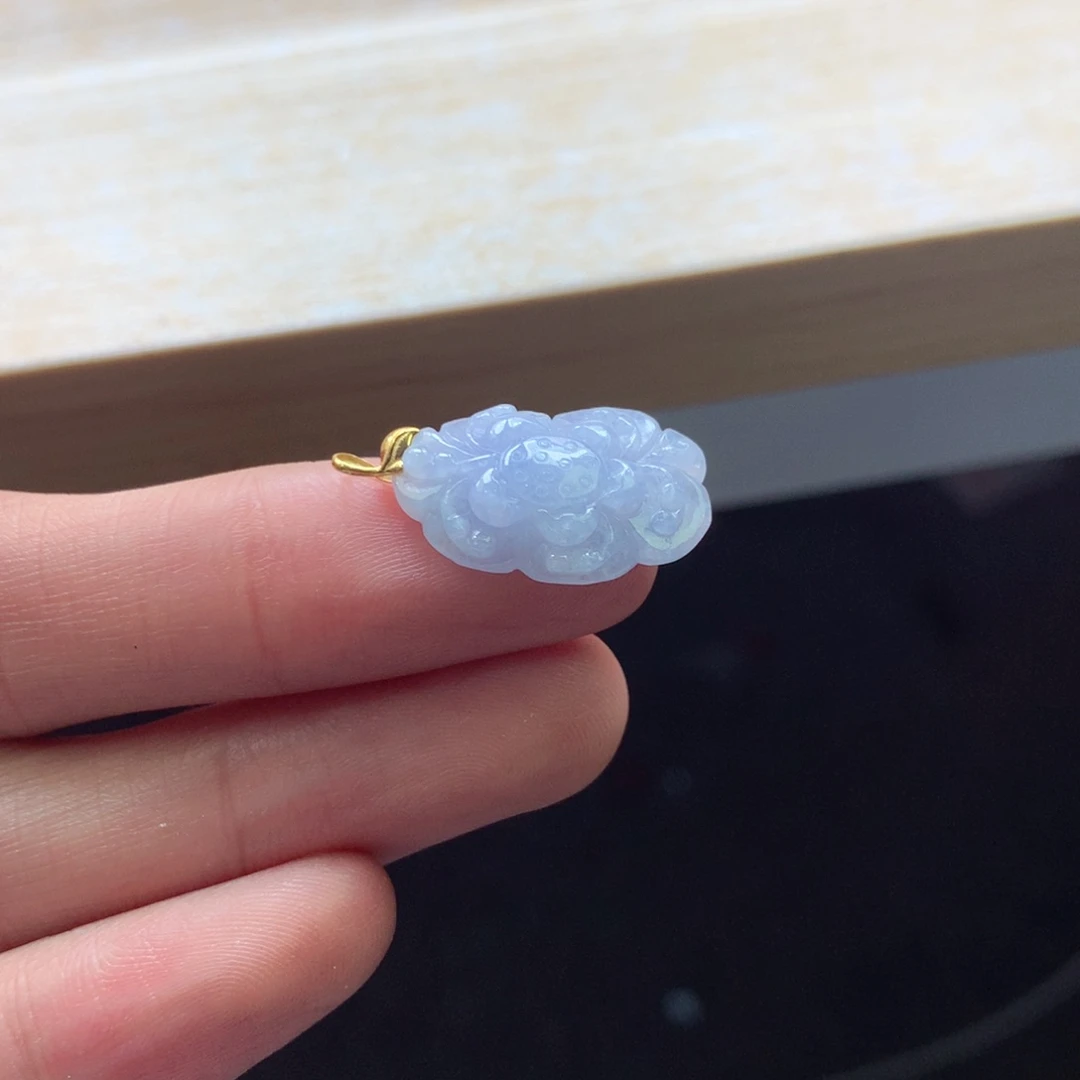 翡翠颈饰18K金镶嵌吊坠