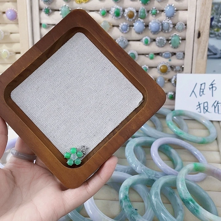 翡翠未镶嵌颈饰天然翡翠Ａ货