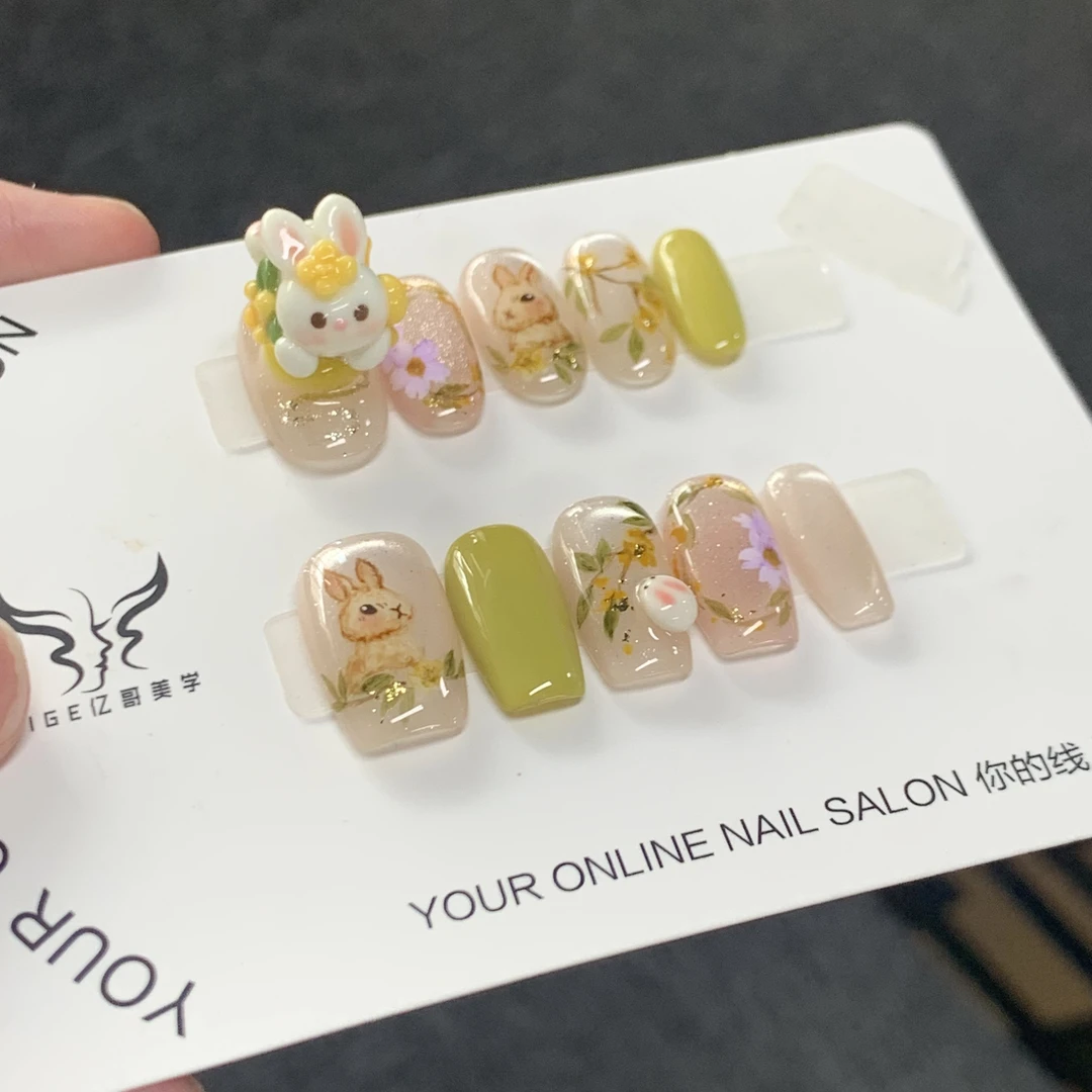 亿哥-【萌兔邀月】- 设计师纯手绘雕花重工中秋款磁吸轻奢穿戴美甲