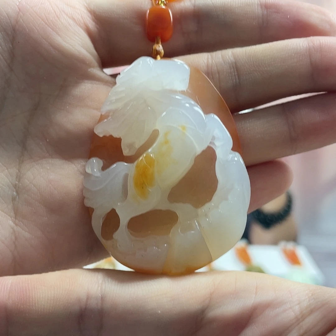 蛇纹石玉未镶嵌吊坠(赠链)