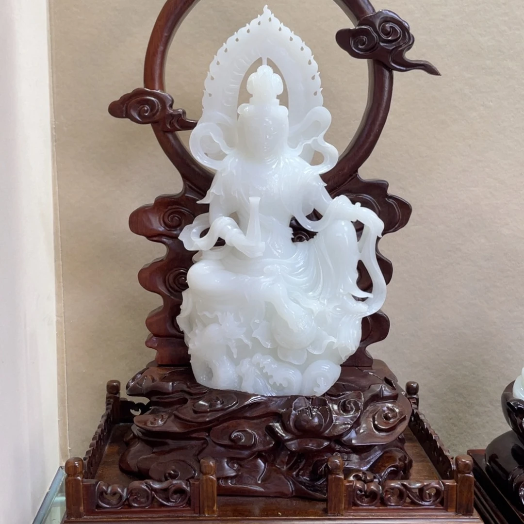 未镶嵌和田玉摆件