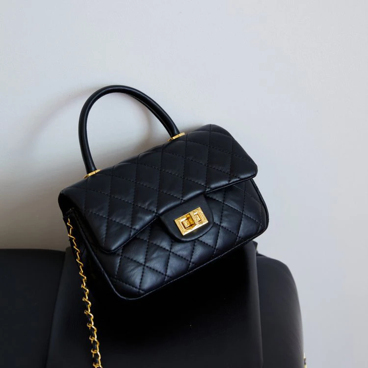 时尚百搭女士复古风斜挎包扣式小方包休闲单根斜跨包单肩韩版