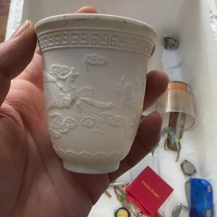 A***件这是一只杯子，一只好杯子