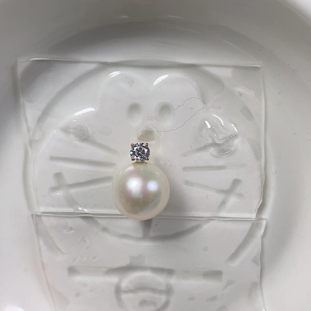 淡水珍珠吊坠(不含链)18K金镶嵌极光10-11