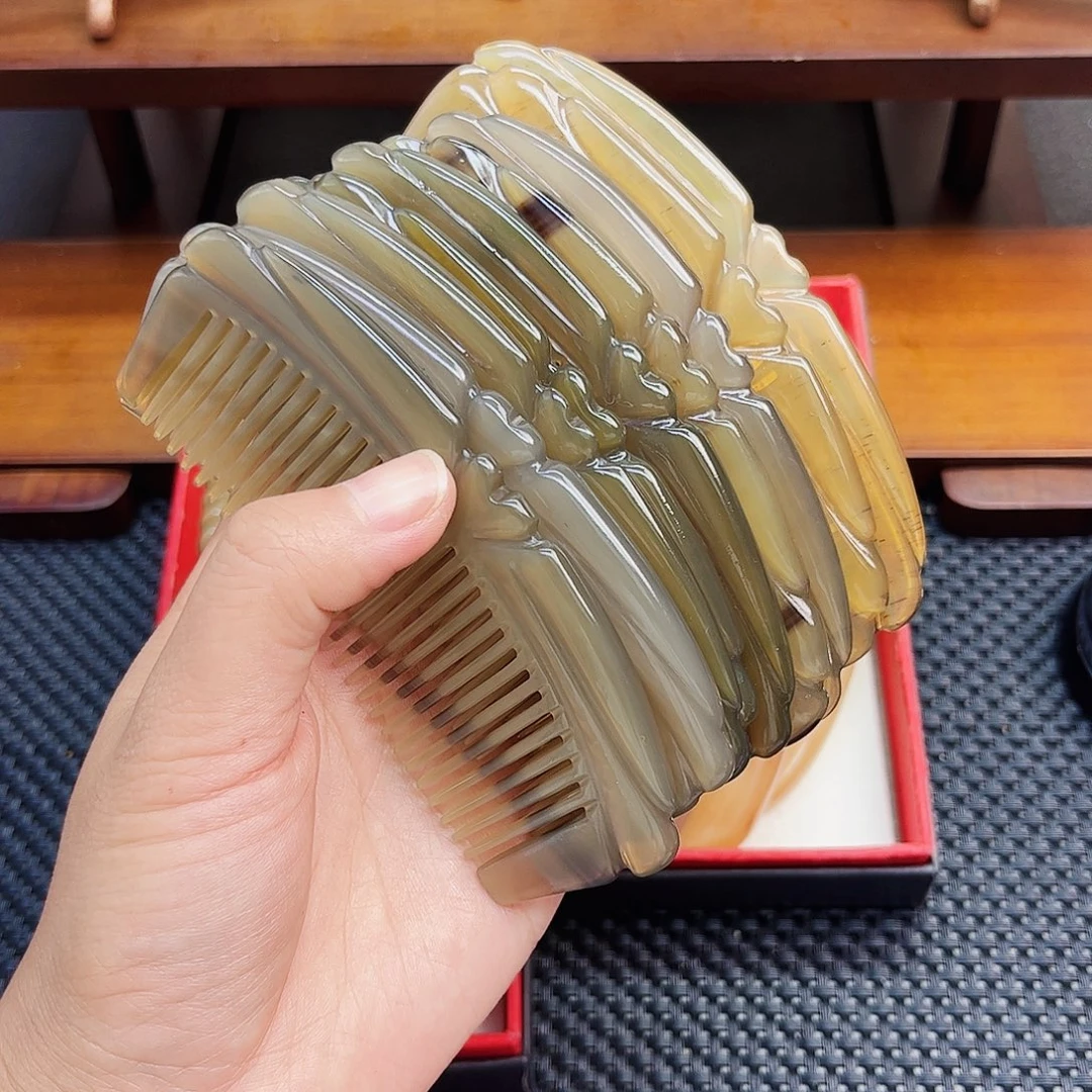 手工制作纯牛角梳子
