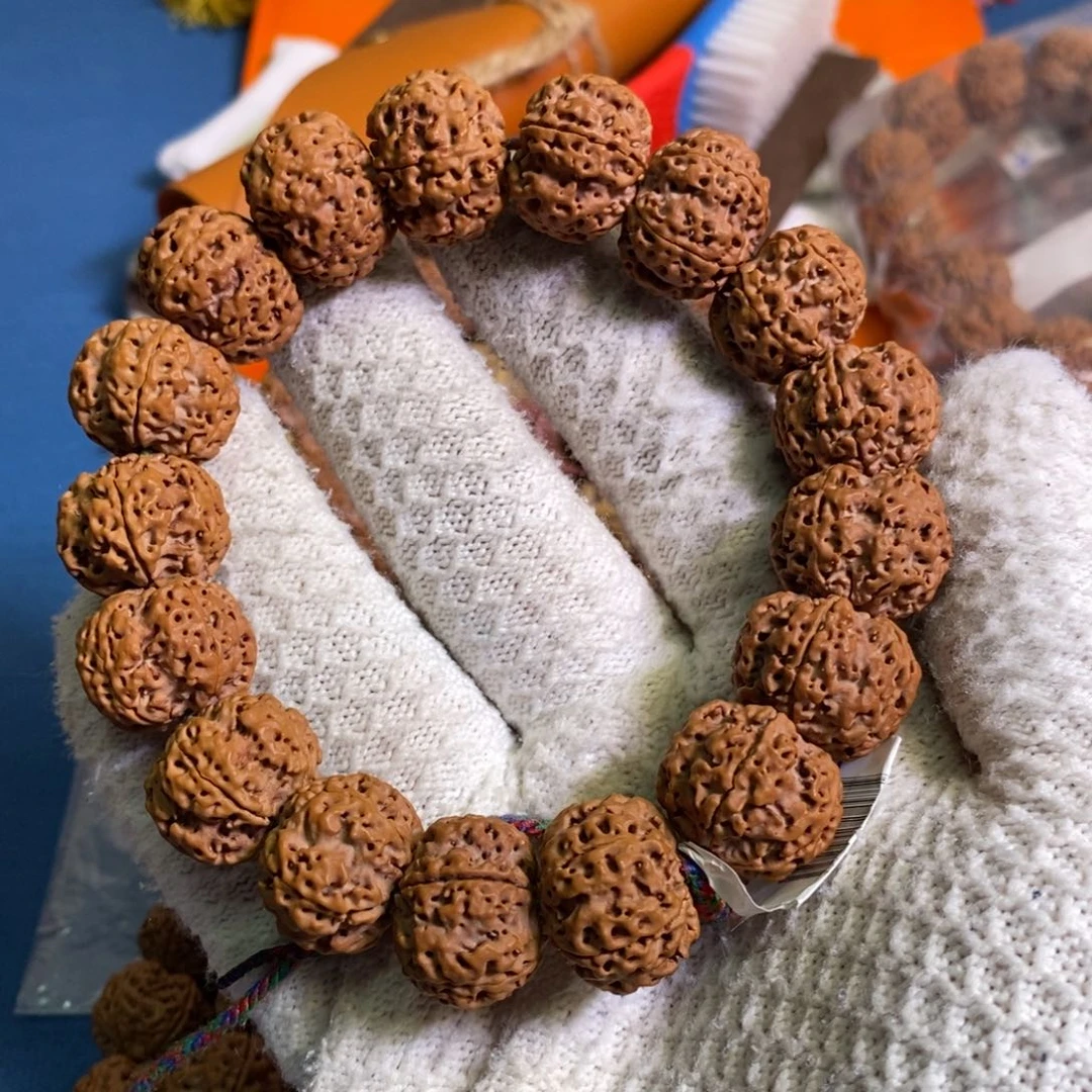 雨***.金刚菩提手串20mm矮桩