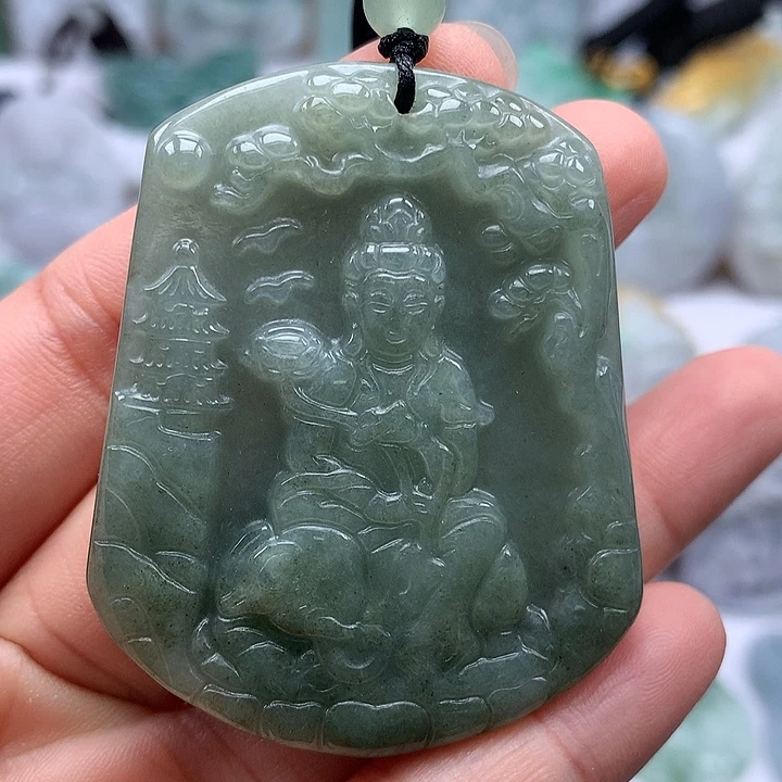 翡翠未镶嵌颈饰普贤菩萨福利