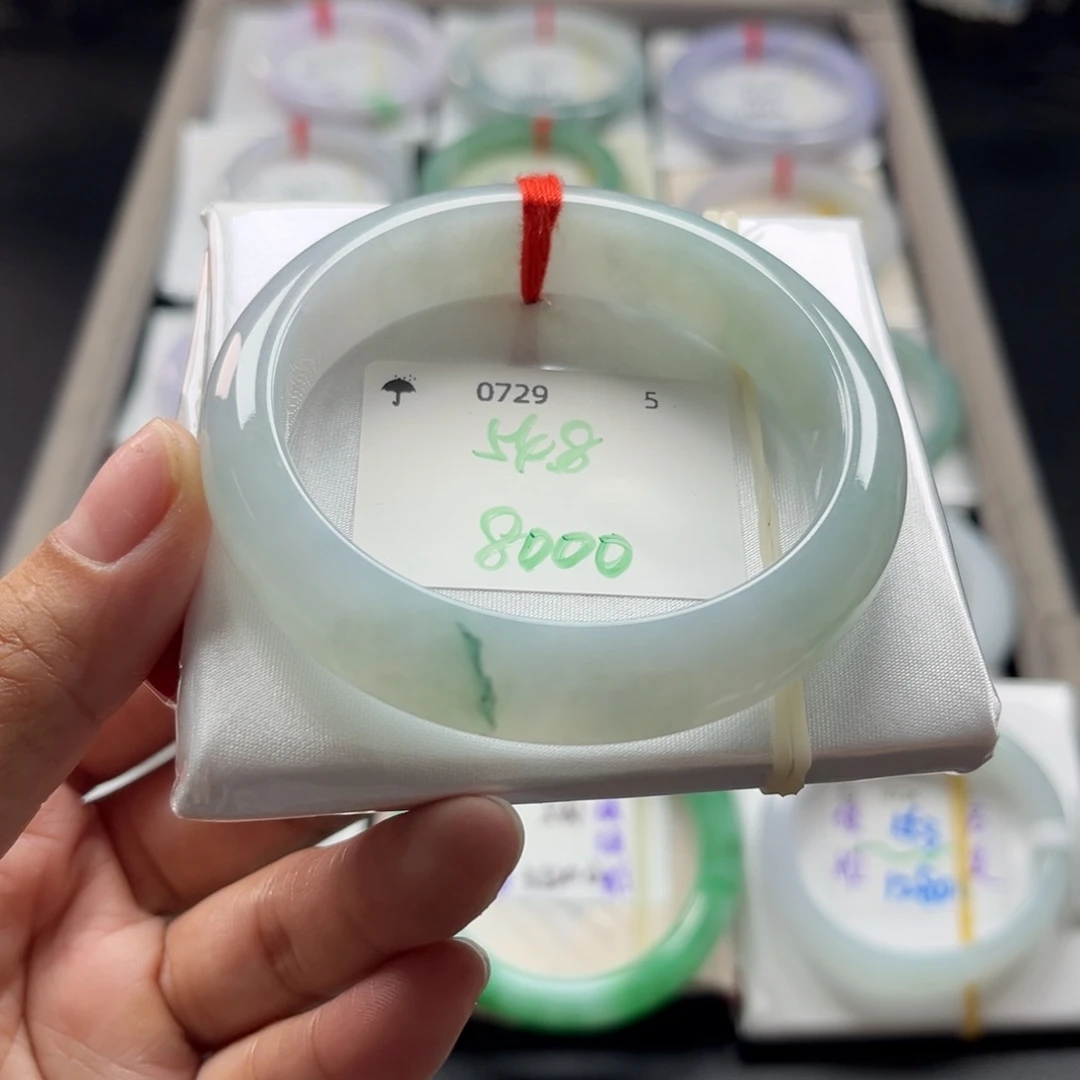 翡翠手镯未镶嵌54.8正圈