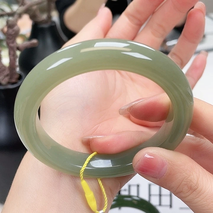 和田玉手镯58未镶嵌