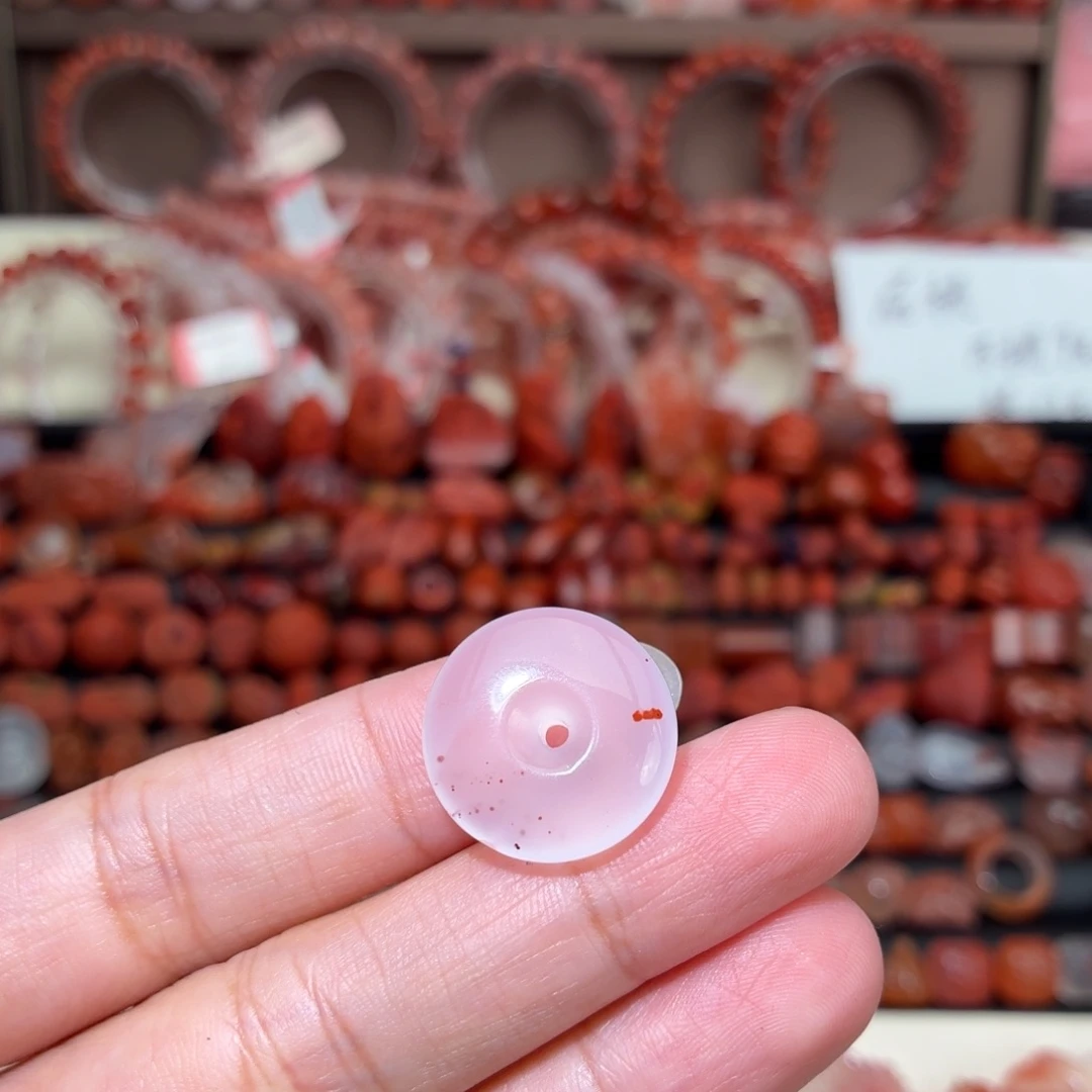 南红玛瑙未镶嵌颈饰平安扣19+