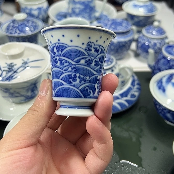 微瑕柴窑工笔海水闻香杯